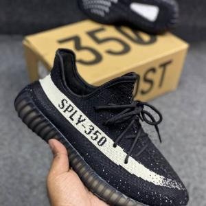 Yeezy Boost 350 V2 Core Black White