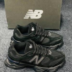 New Balance 9060 in the Triple Black