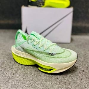 Nike Air Zoom Alphafly “Mint Foam Volt”